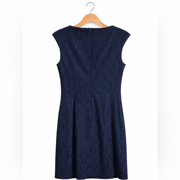 Chaps Navy Floral Lace Sheath Dress Size 4 Sleeveless Boatneck Elegant NWT - Picture 2 of 2